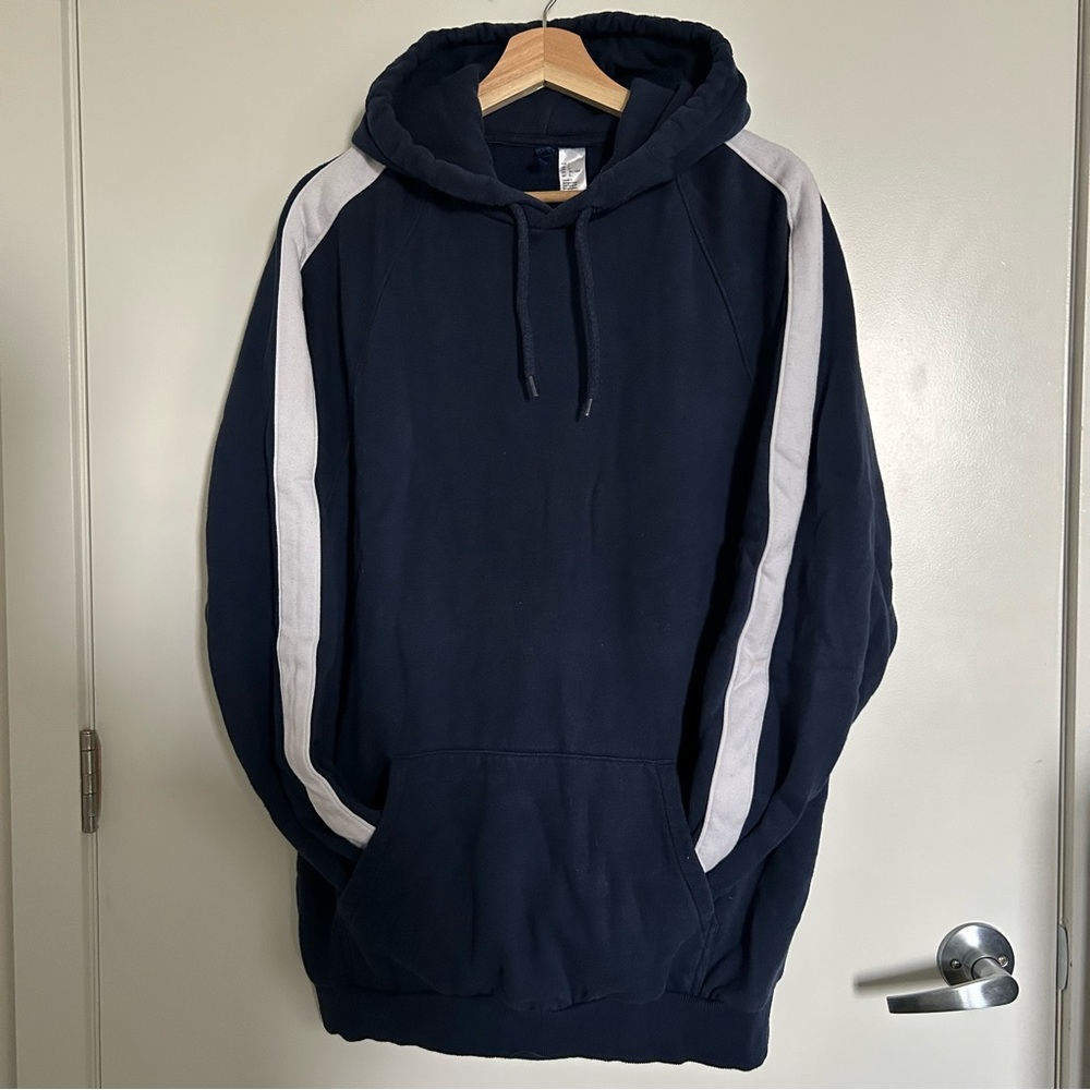 2/15$ H&M Men’s hoodie